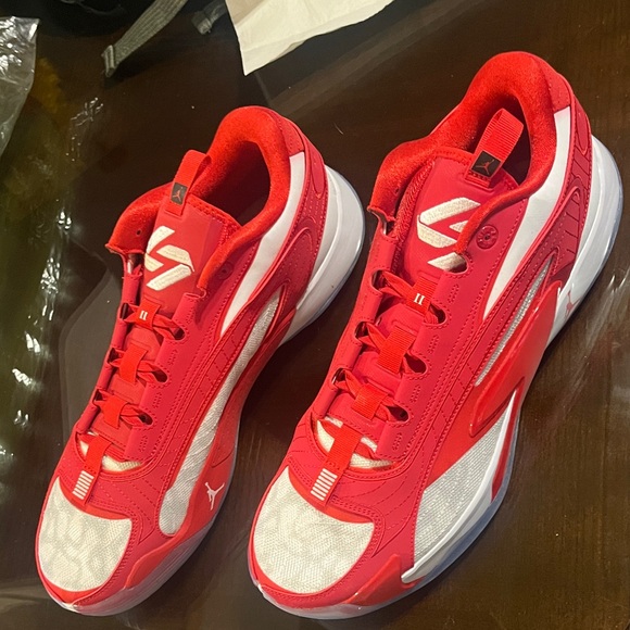 Jordan Luka 2 basketball sneakers - Picture 4 of 6